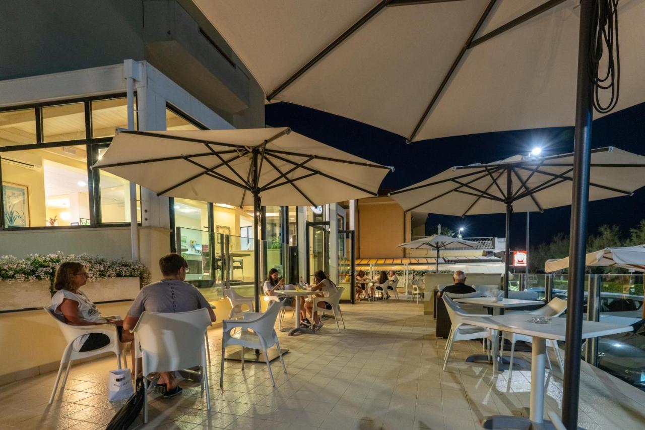 Hotel Ancore Senigallia Buitenkant foto