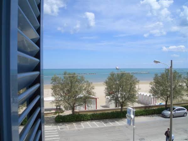 Hotel Ancore Senigallia Buitenkant foto